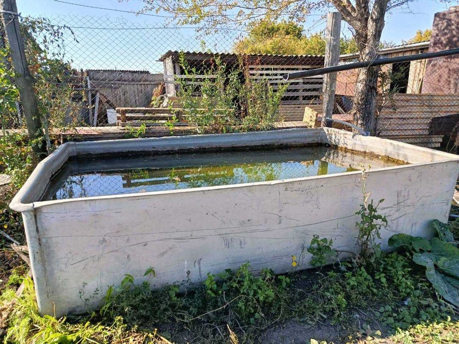 Продам алюминиевую емкость ванну