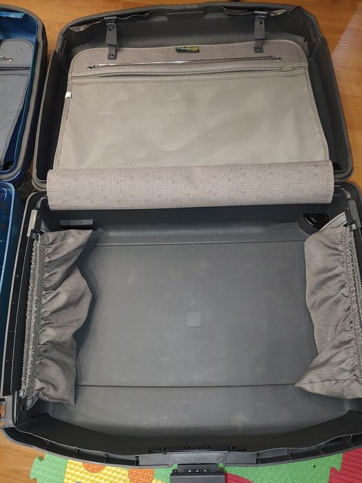 Куфар Eminent, твърд, код заключване 60/45/20