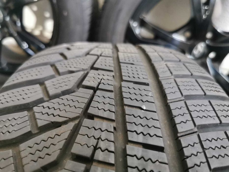 Jante Originale Hyundai Kona / Tucson R 17 cu anvelope de iarna