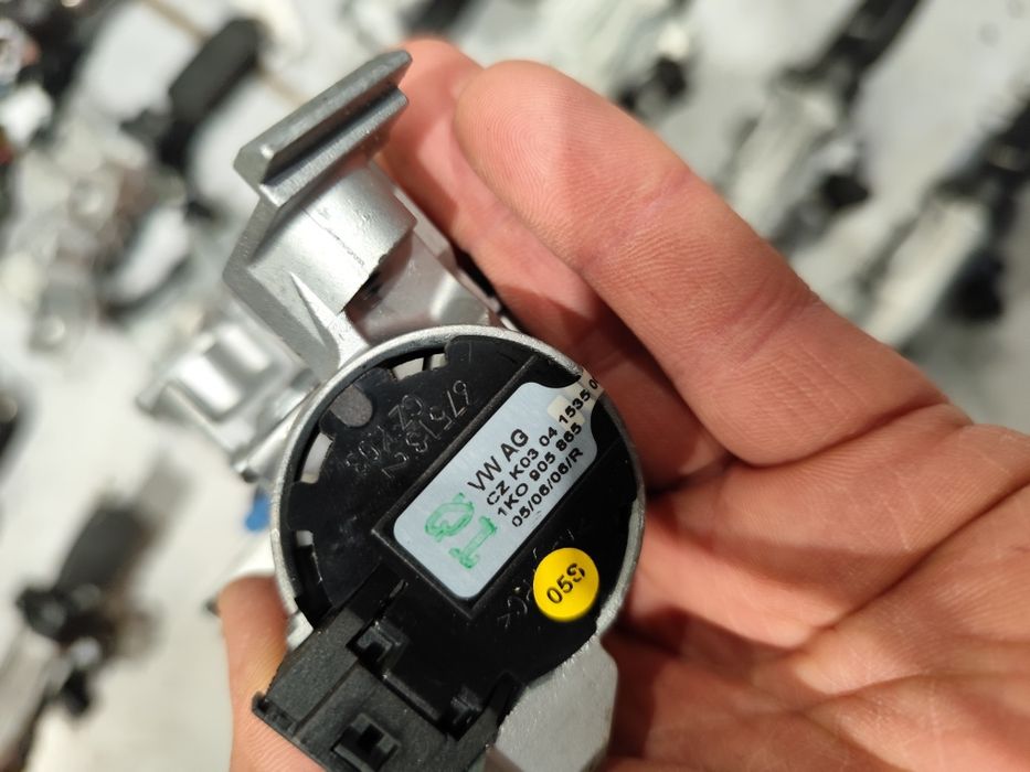 Contact cu cheie audi vw Skoda Seat 2004- 2010 cod: 1K0905865