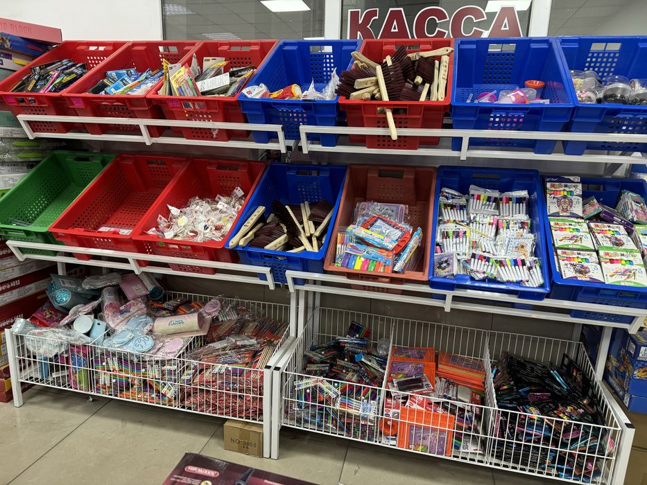 Полка для магазиин