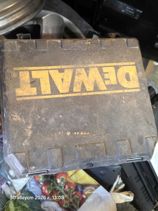 DEWALT найговерт на батерии