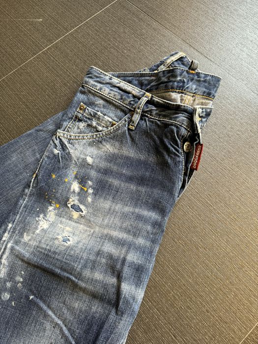 КАТО НОВИ 100% оригинални Dsquared2 дънки 44 размер