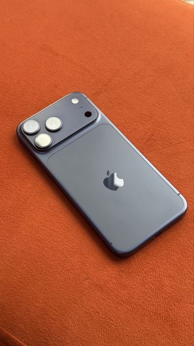 IPhone 17 pro max 1TB