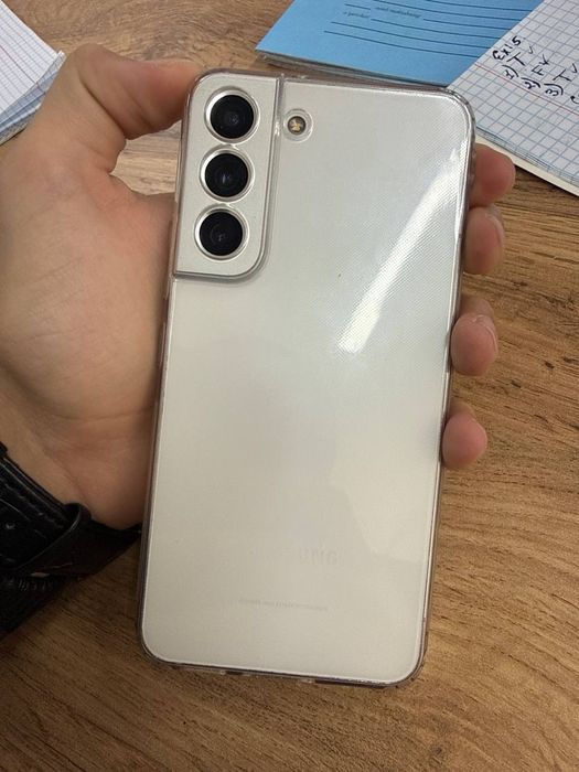 Samsung S22 Идеал