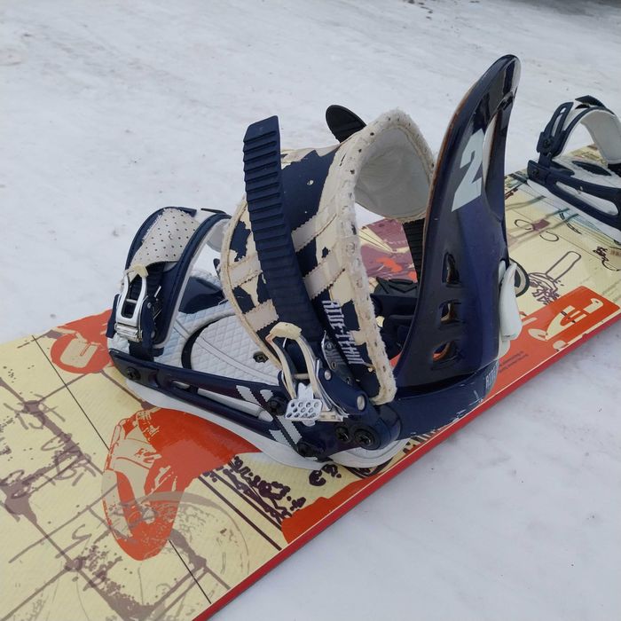 Продам. Доска+крепления+ботинки (комплект)