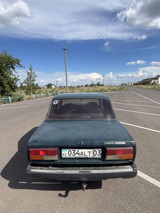 Ваз 2107.