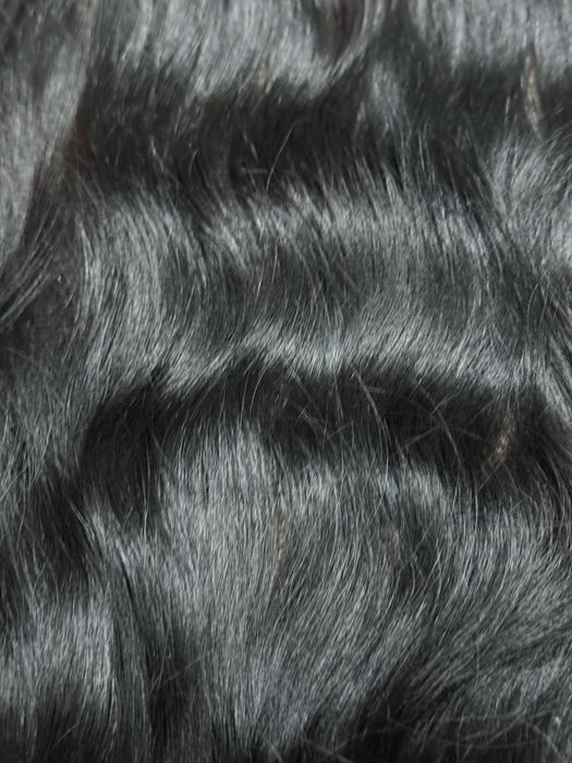 Продавам естествена коса на 3 треси