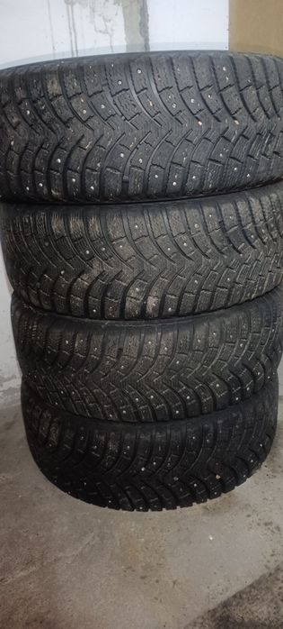 Продам резину michelin r16