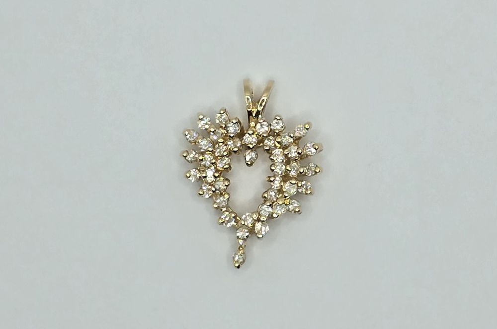 Pandant din aur galben 14k cu diamante naturale