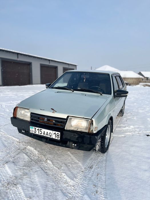 Продам машину 21099