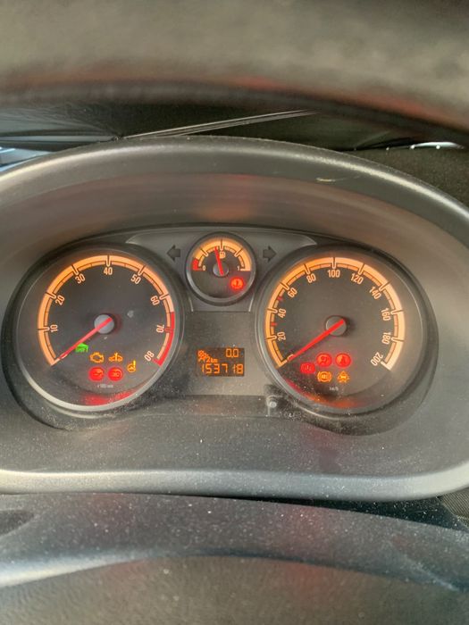 Opel corsa 1.2 E5