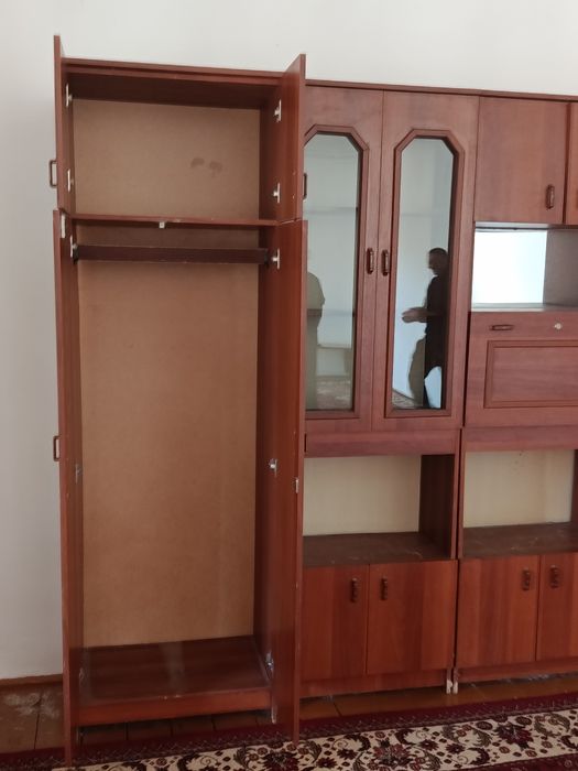 Мебель стенка сотилади. Продаётся мебель стенка