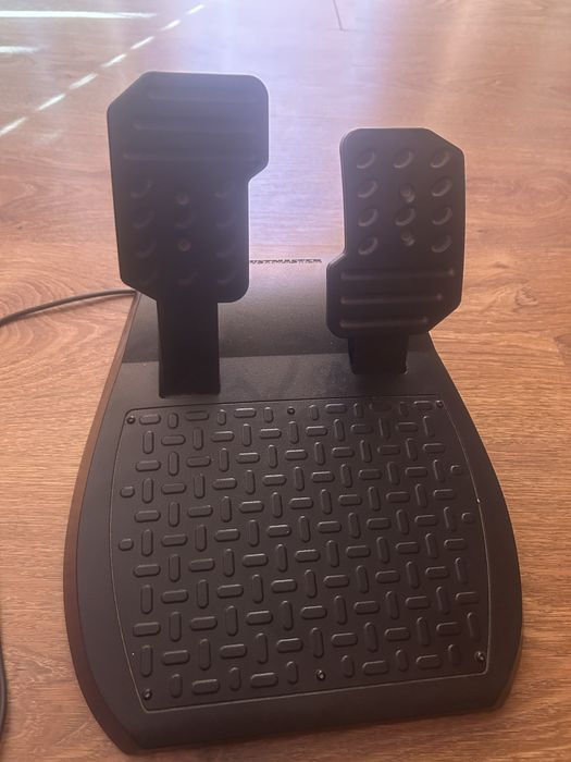 Волан Thrustmaster T80