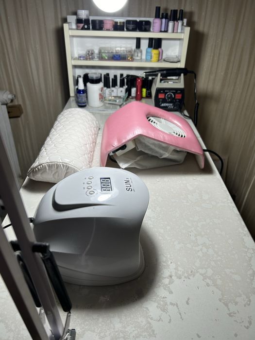 Продам все для маникюра.