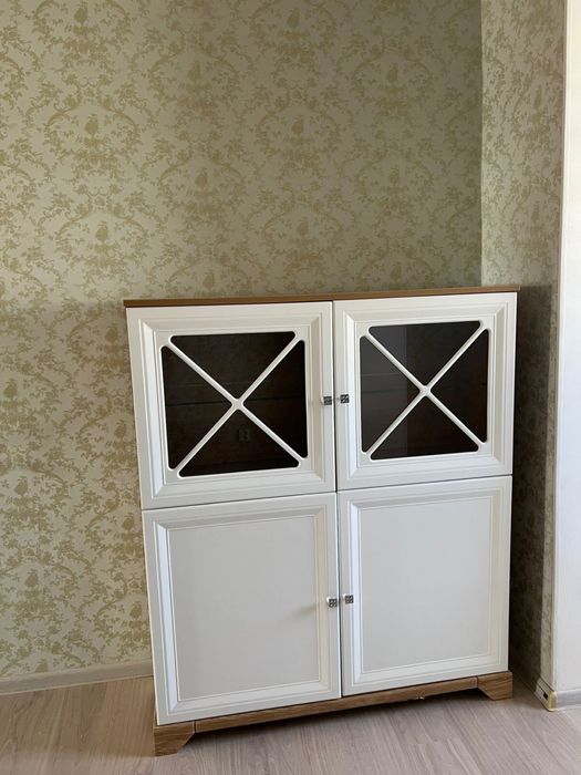 Шкаф сервант 1.20-1.40 Prestige 120000