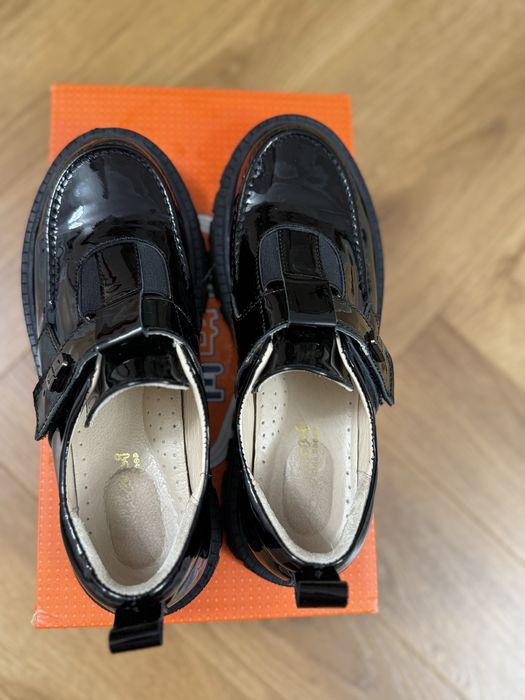 Обувь для девочки