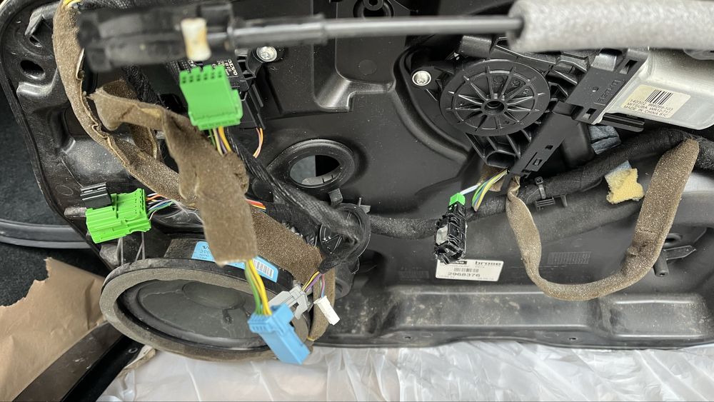 Vand macara electrica geam usa fata dreapta volvo xc60
