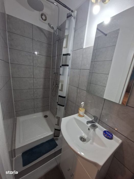 Garsoniera de vanzare, 28.94 mp,  zona Mercur