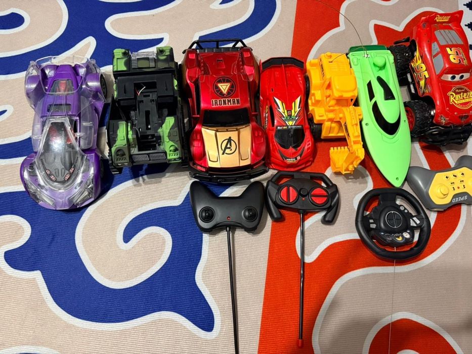 Продам игрушки б/у