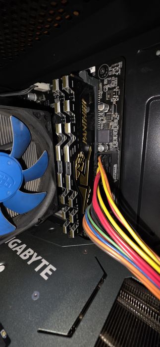 Продам игровой комплект