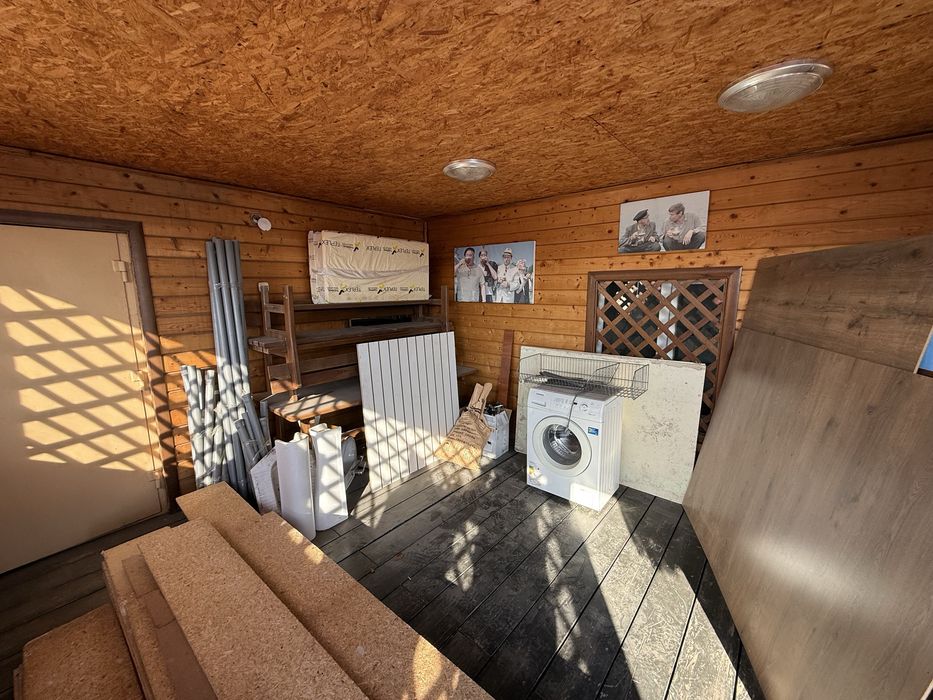 Продам баню из контейнера.