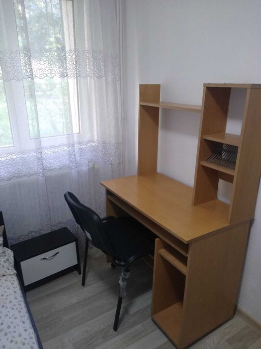 Apartament cu 3 camere de închiriat pe Mărășești