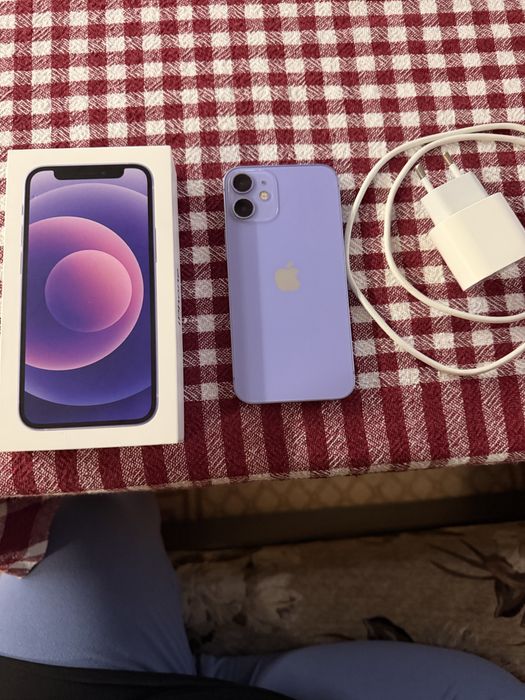 Продавам Iphone 12 mini  Purple