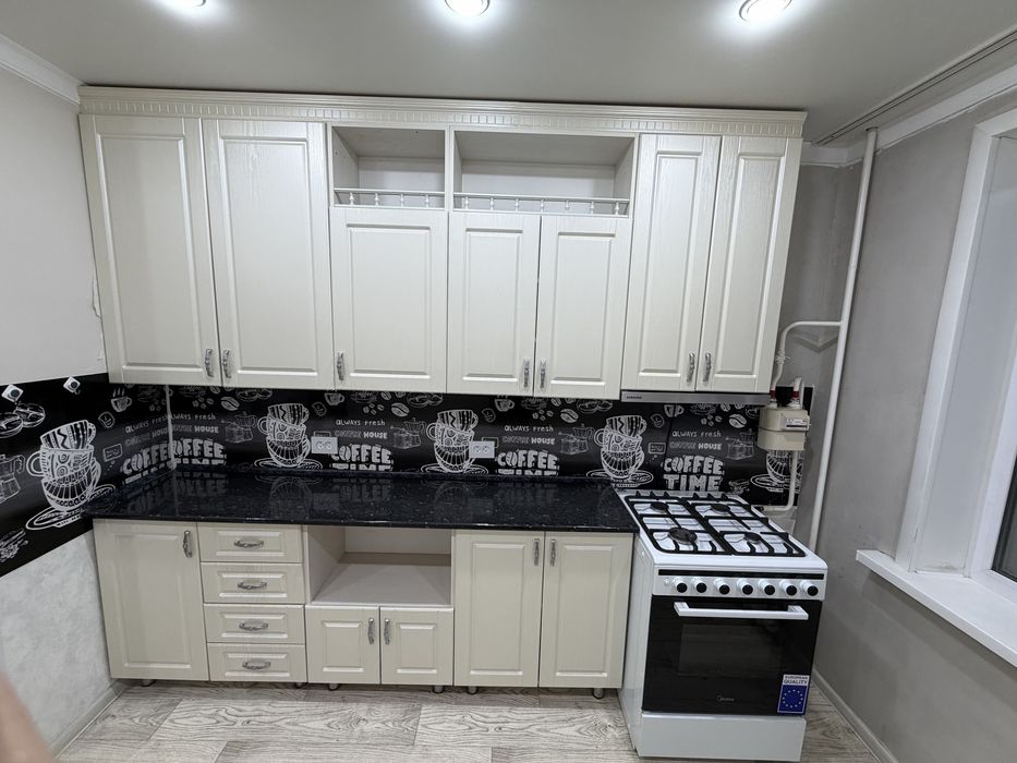 Продам кухню МДФ