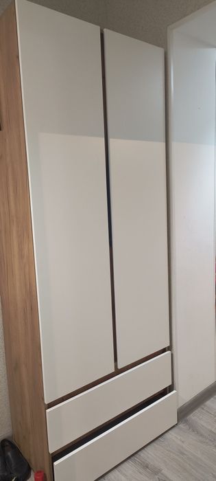 Продается шкаф..