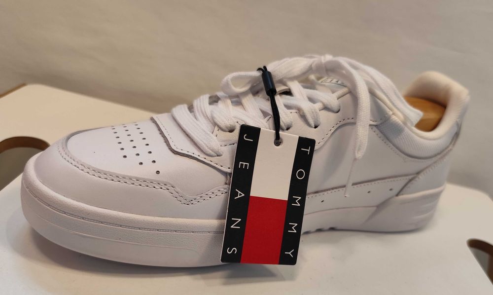 Pantofi sport casual 41 premium Tommy Hilfiger NOI piele naturala moale