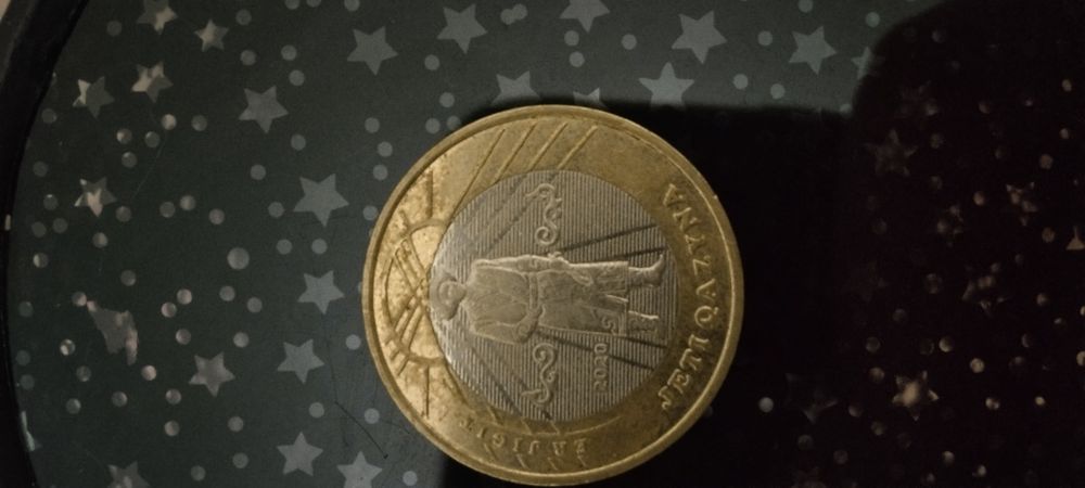 Монета 100тг продам за 700000тг