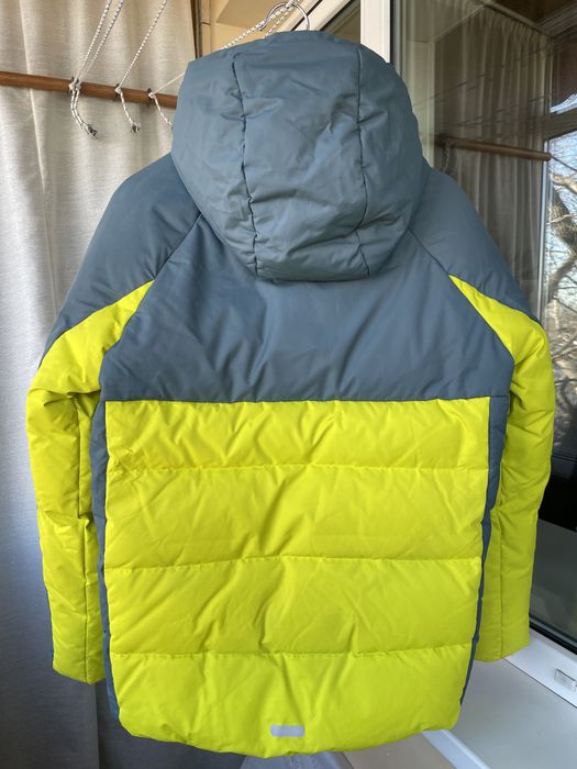 Зимняя куртка на  пуху