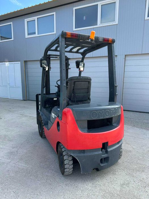 Мотокар TOYOTA - бензин - 2017