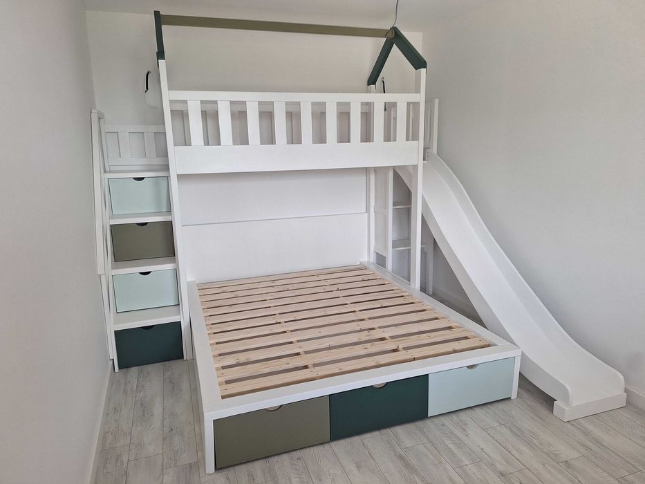 TRANSPORT GRATUIT.Pat supraetajat cu scara tip sertare.Cod 3537