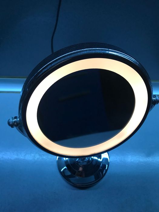 LED огледало увеличаващо