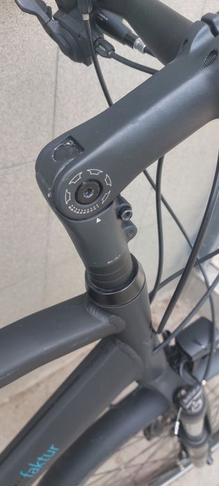 Продавам немски алуминиев велосипед    28 цола,56  см