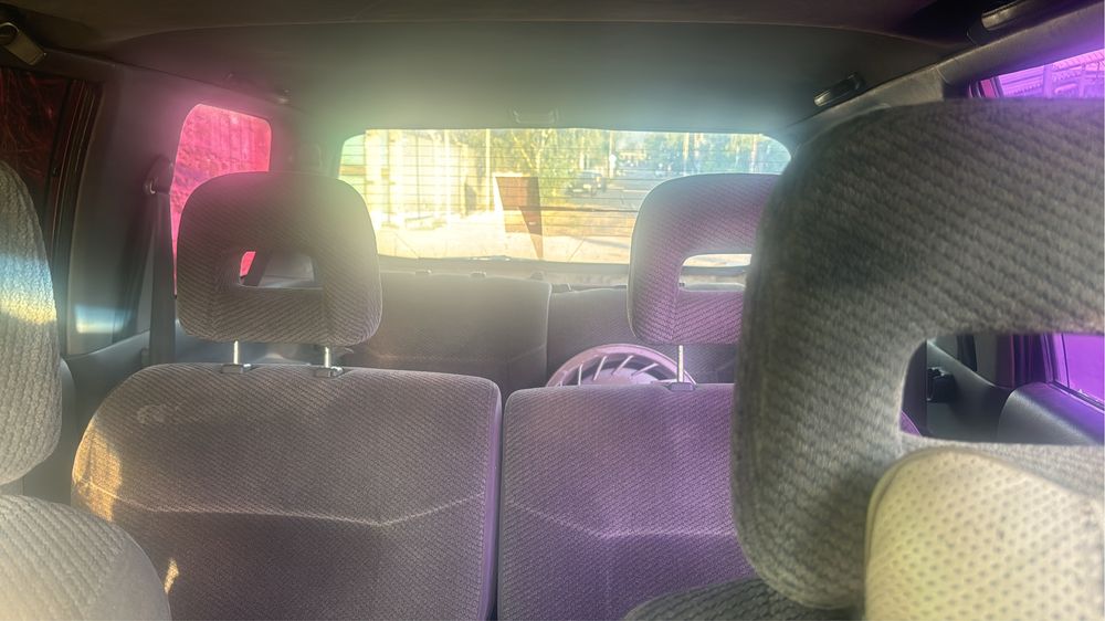 Митсубитси спес вагон