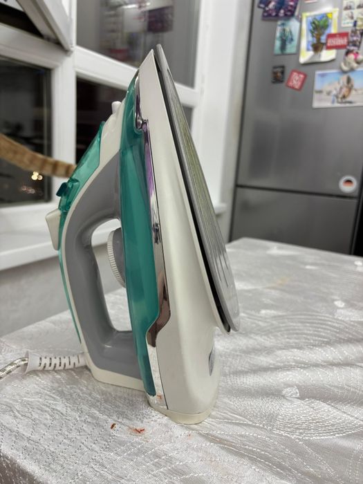 Продам утюг продам