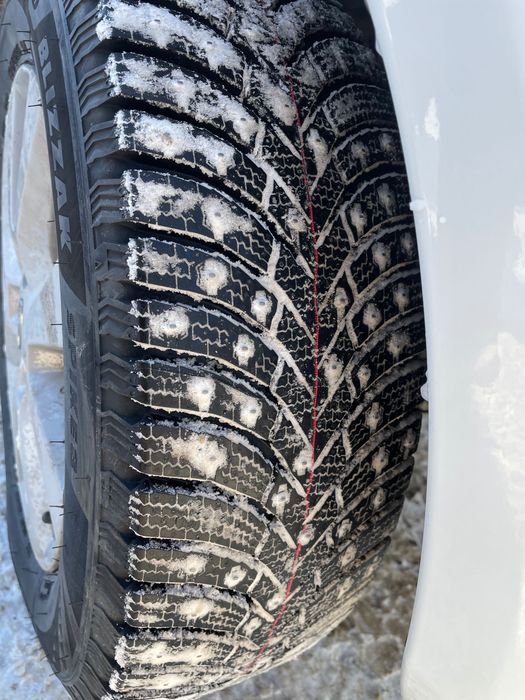 Bridgestone Blizzak Spike 3 195/65/15