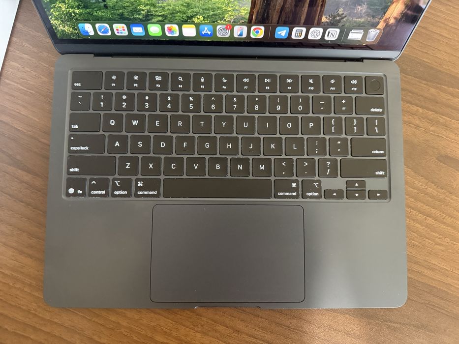 Macbook Air 13.6” на чипе M4