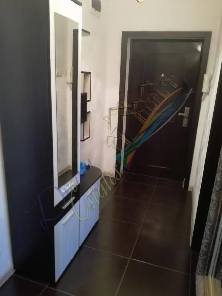 Дава се под наем Тристаен апартамент в Бургас, Център - 80 кв.м за 494.7 € - Снимка #6