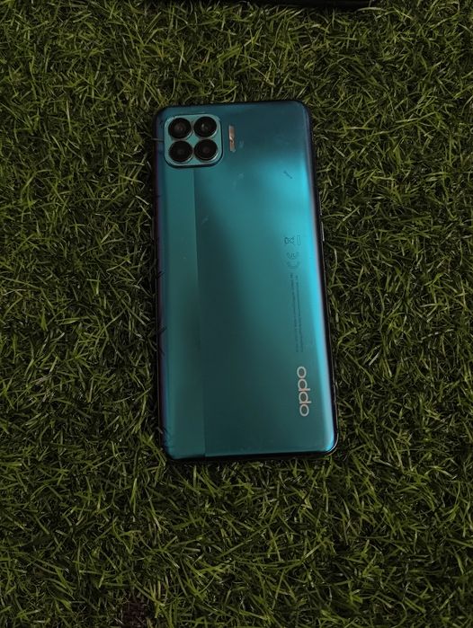 Продам мощный телефон