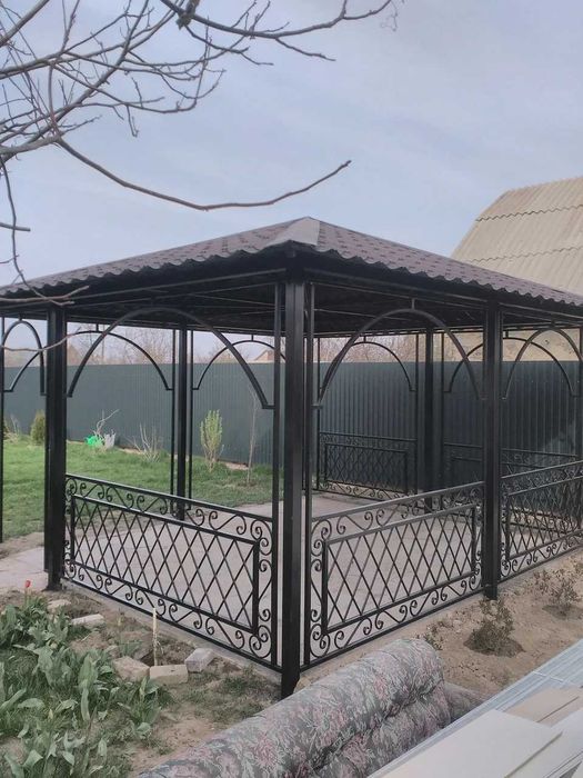 БИСЕТКА МЕТАЛЛИЧЕСКИЙ для дома дачи курилка