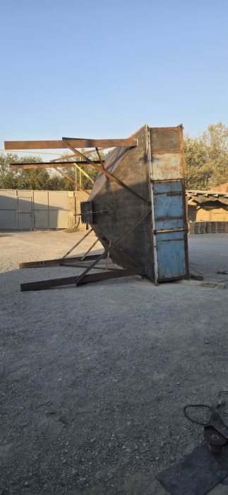 Бункер  для песка клинекца