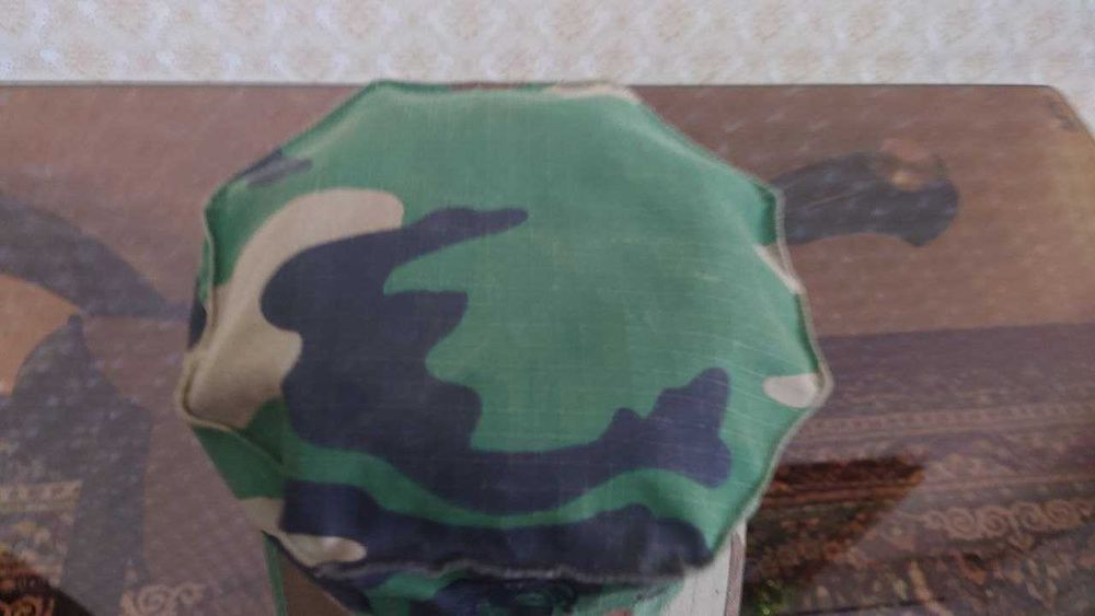 Военные кепки разные