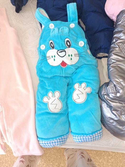 Вещи для ребенка и конверты