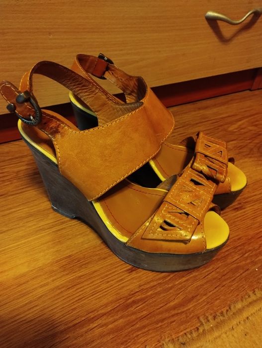 Страхотни маркови сандали Miss sixty