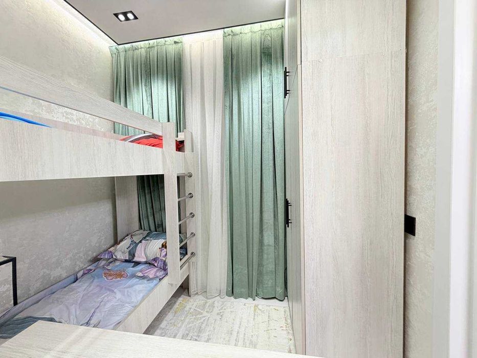 Продается 2в3/4/4 11 квартал. Ориентир Чирокчи жиз