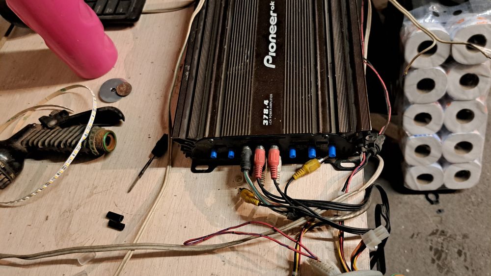 Продам усилитель